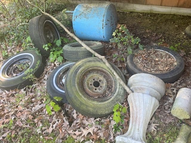 Gallery photos for Farmhouse Yard Cleanup and Tire Removal: Image #3