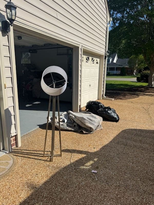 Gallery photos for Efficient Junk Removal Service in [Location]: Image #2