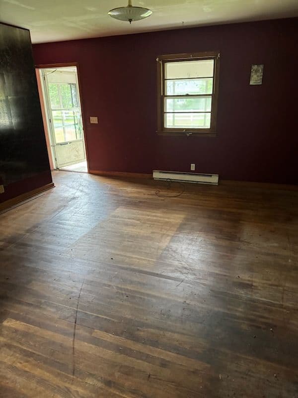 Gallery photos for Abandoned House Declutter Triumph: Image #3