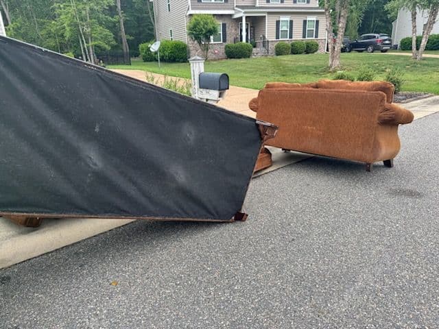 Project Efficient Junk Removal Transforms Neighborhoods image