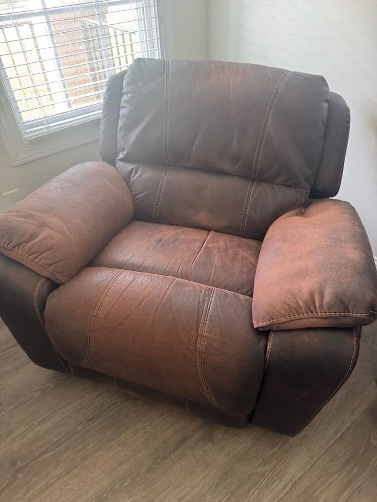 Gallery photos for Declutter Your Space with Expert Removal Services: Image #2